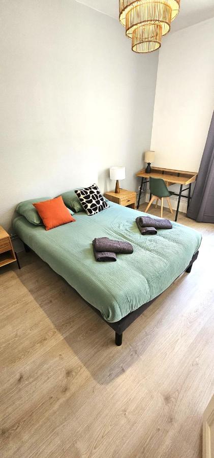 Aux Clefs Des Sacres - Le Barbatre Apartment Reims Ngoại thất bức ảnh
