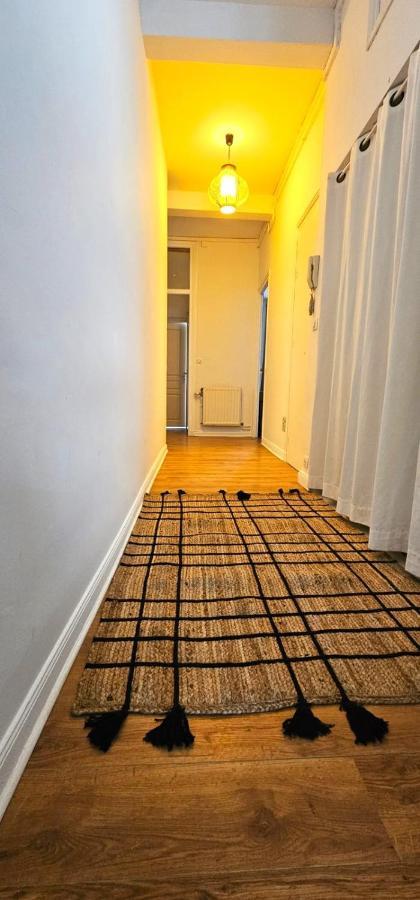 Aux Clefs Des Sacres - Le Barbatre Apartment Reims Ngoại thất bức ảnh